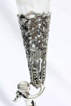 01339 single-Sheffield-Silver-Plate---Cut-Glass-Vase-Epergne-4